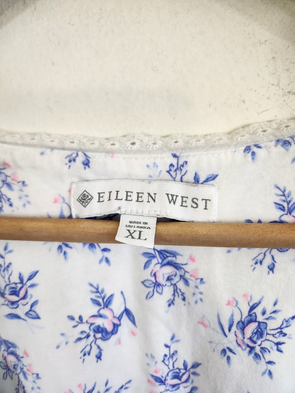 Eileen West Cotton Floral Nightgown - Picture 7 of 8
